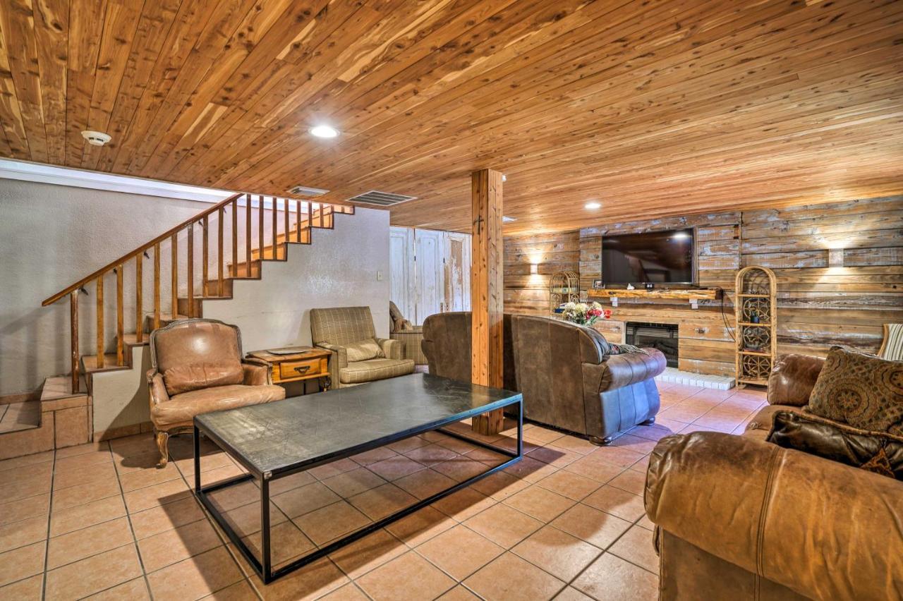 Waterfront Guadalupe River Lodge Home With Dock! Seguin Εξωτερικό φωτογραφία